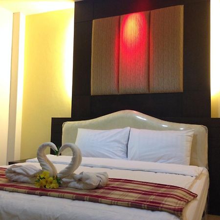 Saabpaiboon Grand Resort Ban Talat Pokój zdjęcie