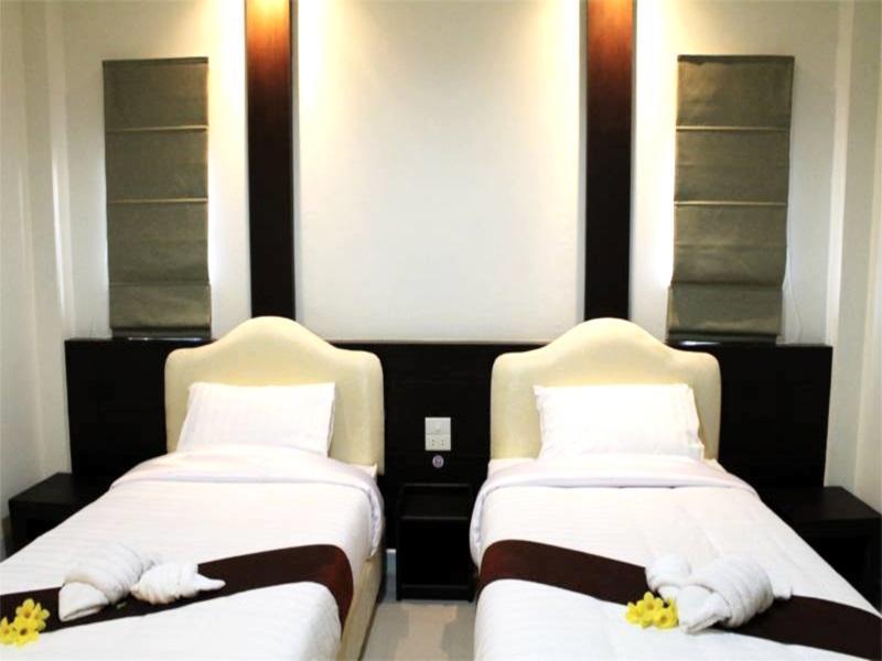 Saabpaiboon Grand Resort Ban Talat Zewnętrze zdjęcie